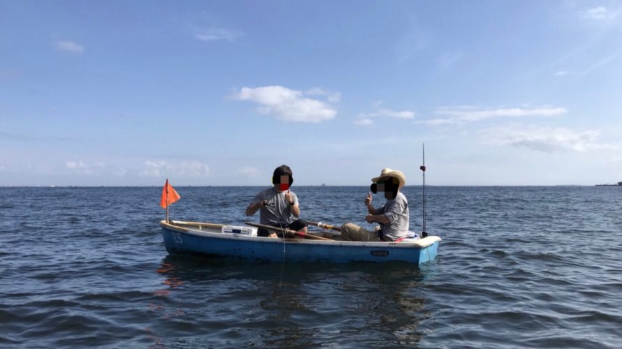 大津漁港、手漕ぎボートで尺アジと太刀魚を狙う！